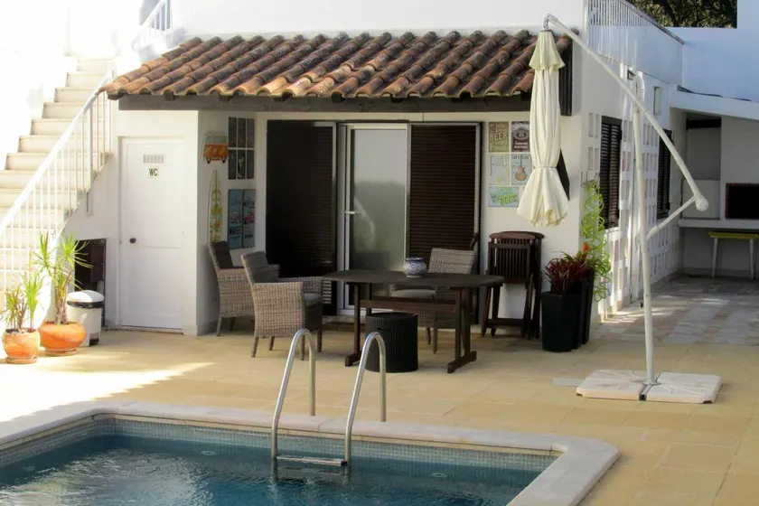 Studio con griglia, terrazza e piscina - Image 1