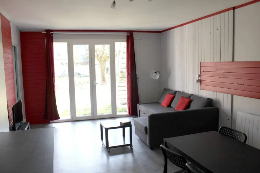Holiday home with barbeque & garden | Garden view - Image 1