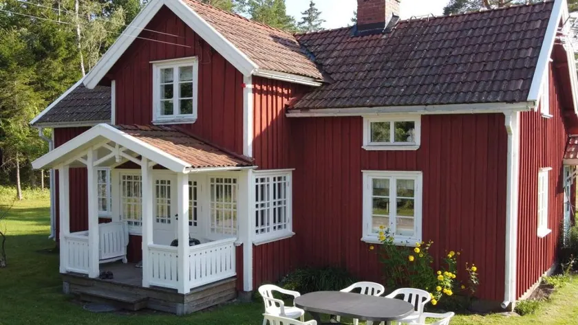 Beautiful holiday home with barbecue - Image 1