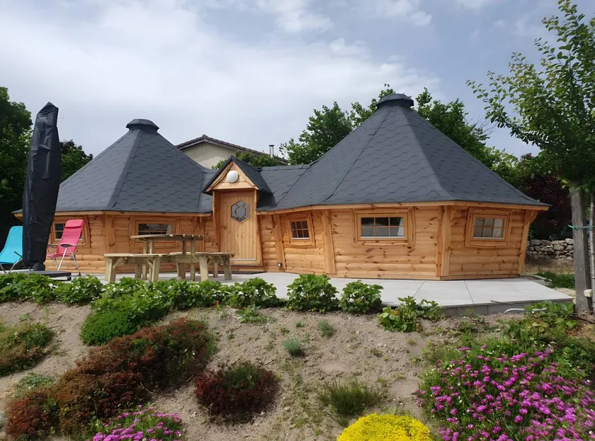 Child-friendly house with garden, barbecue & terrace - Image 1