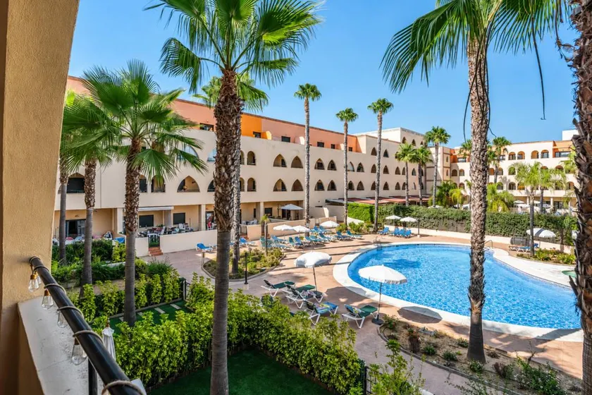 Voll ausgestattete tolle Wohnung mit Pool und Terrasse | Neben dem Strand - Image 1