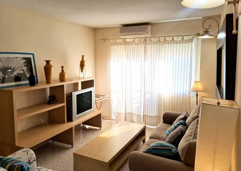 Großzügige Ferienwohnung | Neben dem Strand - Image 1