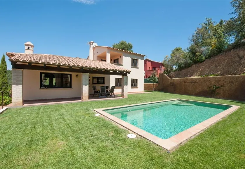 Ferienhaus 'Villa Helma' mit privatem Pool und Klimaanlage - Image 1