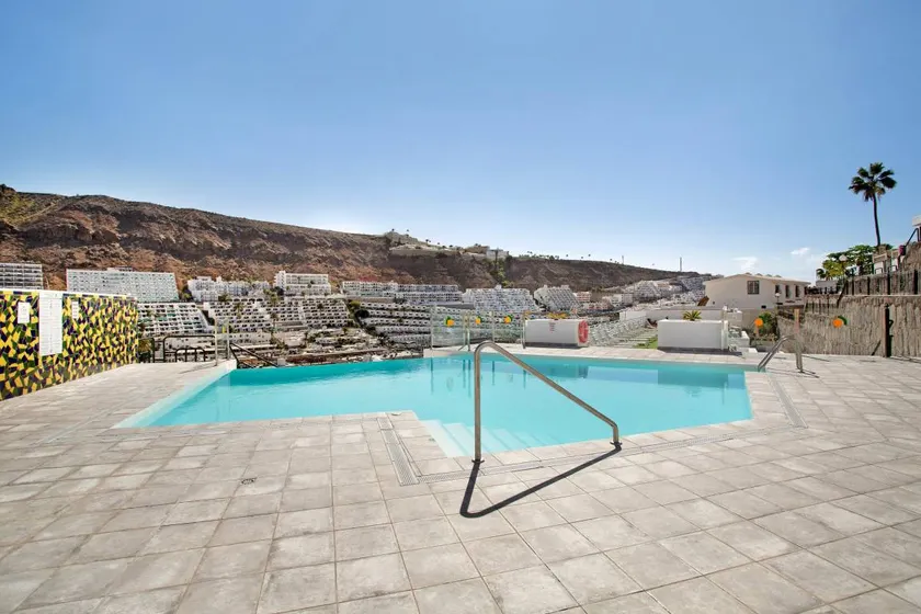 Vacation Apartment 'Bungalow Eden' with Shared Pool, Wi-Fi, and Air Conditioning - Image 1