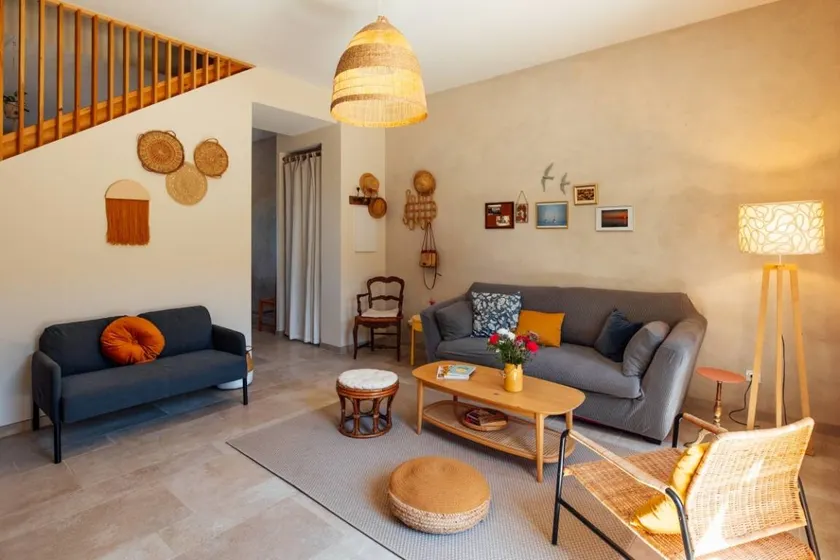 Eco-Friendly Cottage In Frontignan Wine Estate - Image 1