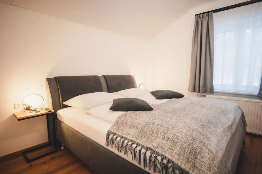 Apartment with terrace, sauna & garden | Mountain view - Image 1