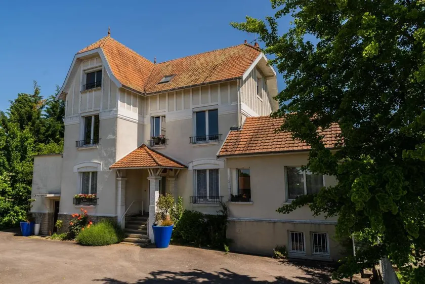 B&B with garden & terrace - Image 1