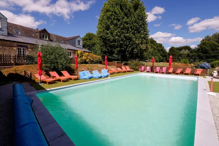 Small House "Le Bistrot" with Shared Pool, Shared Terrace and Wi-Fi - Image 1