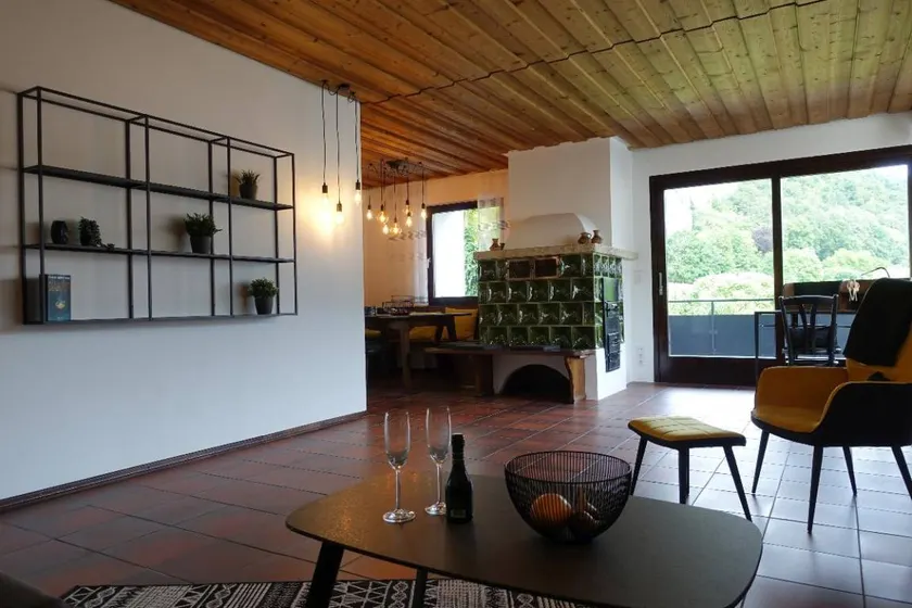 Appartamento con terrazza, giardino e piscina | Vista sul giardino | Ideale per lavorare da remoto - Image 1