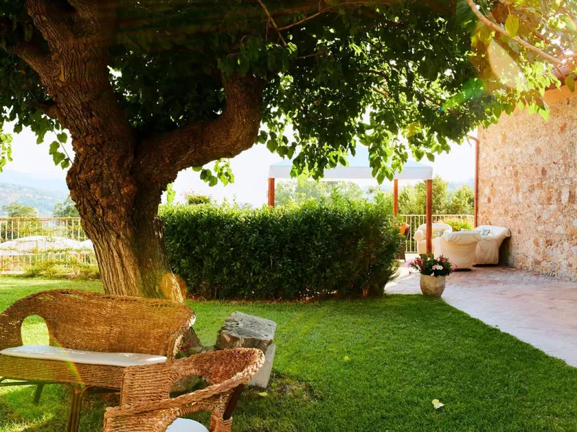 Appartamento con griglia, terrazza e piscina - Image 1