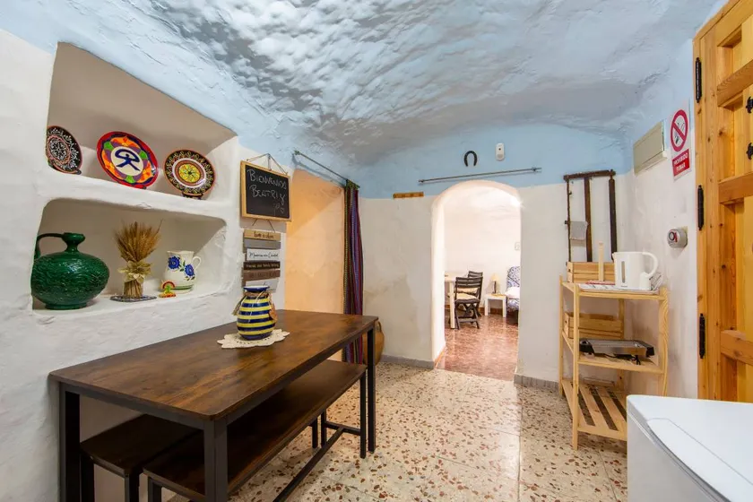 Casa vacacional con jardín, terraza y barbacoa | Vistas a la montaña - Image 1