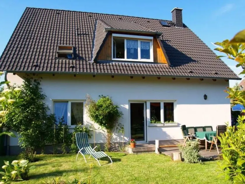 Flat with terrace & barbecue - Image 1