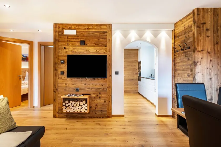 Apartment with garden, barbecue & sauna | Garden view - Image 1