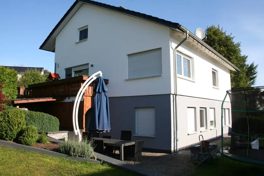 Holiday apartment with terrace, garden & barbeque | Garden view - Image 1