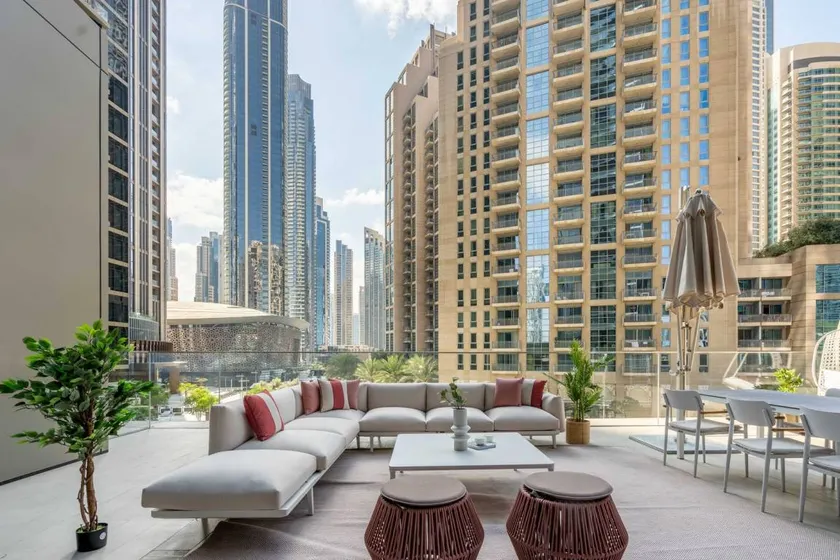 Appartement de vacances avec piscine | Proche Burj Khalifa - Image 1