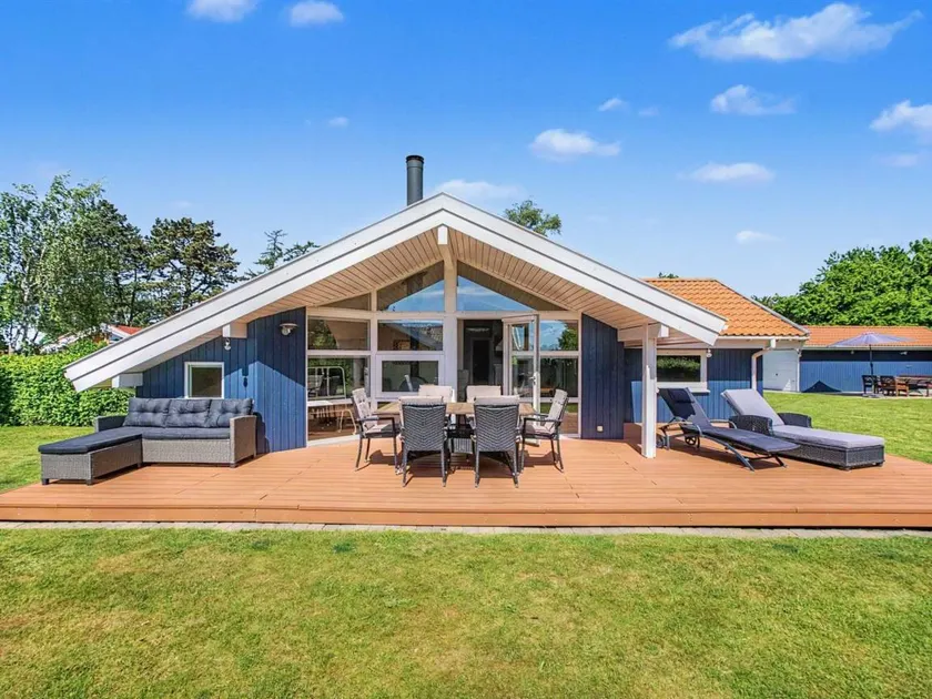 Holiday Home Ronna - 160m from the sea by Interhome - Image 1