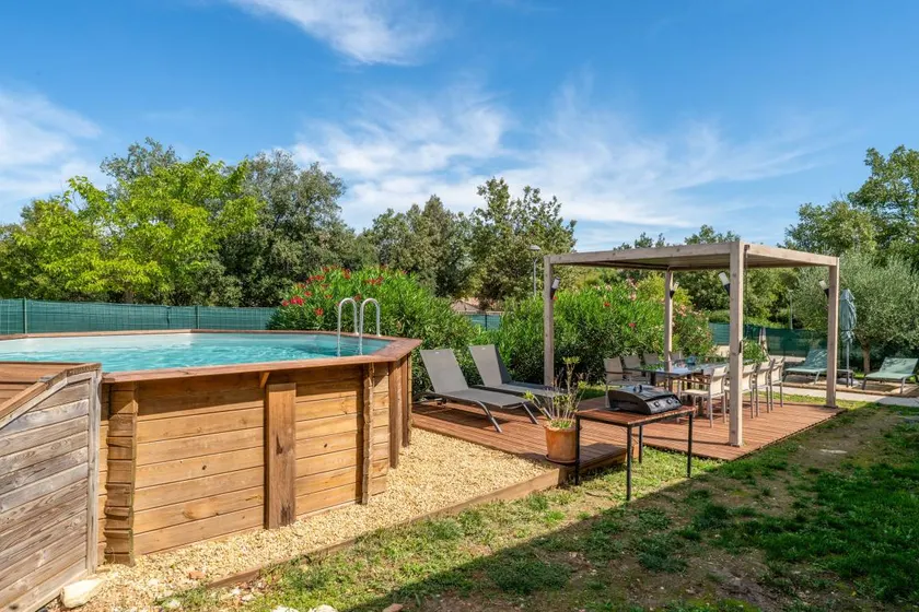 Holiday Home 'Villa' with Private Pool, Wi-Fi & Air Conditioning - Image 1
