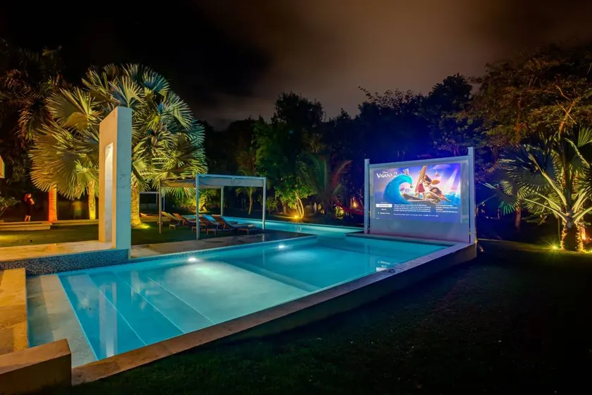 Children-friendly charming villa with garden, fast internet & barbeque | Sea view - Image 1