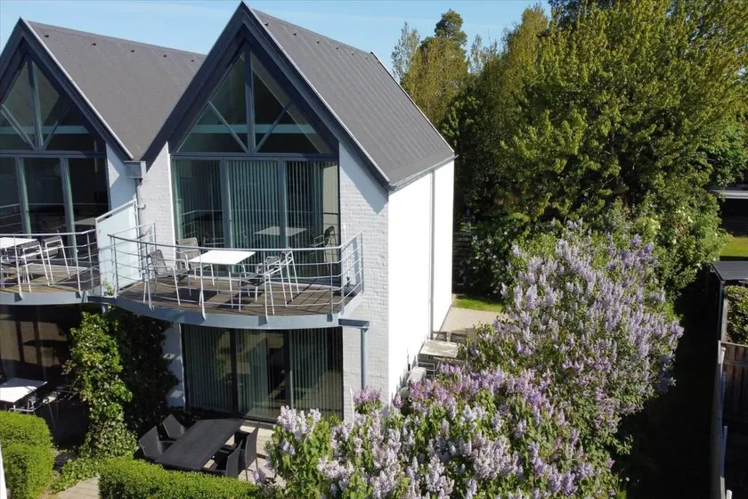 Fully equipped charming house with terrace & barbeque | Sea view | Next to the beach | Dogs allowed - Image 1
