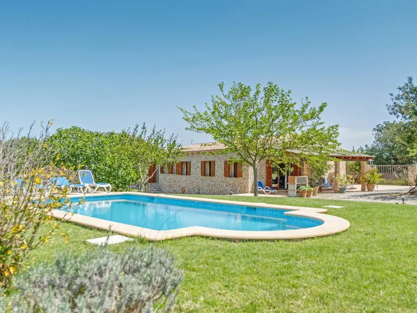 Fully equipped finca with garden, private pool & terrace | Mountain view | Dogs allowed - Image 1