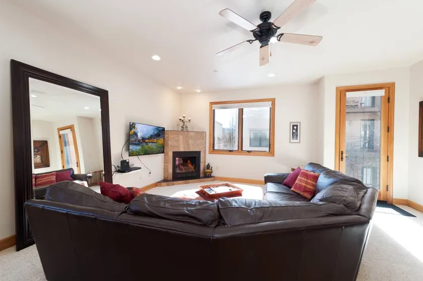Grande maison de vacances adaptée aux familles avec internet haut débit | Vue montagne - Image 1