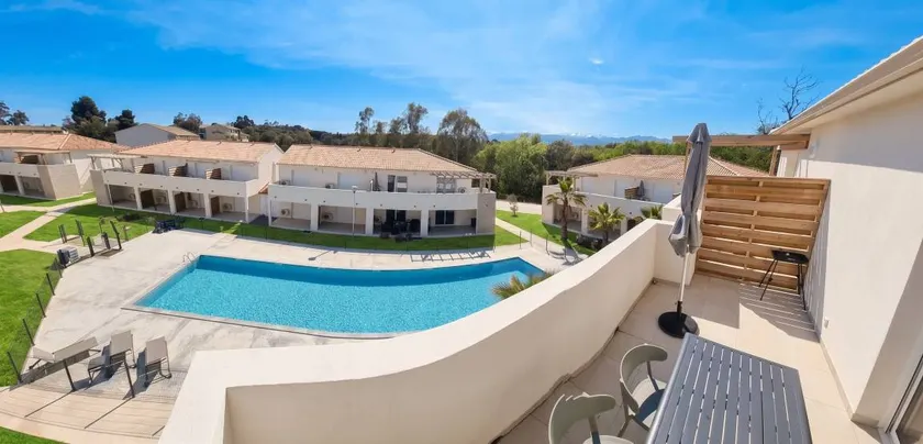 Flat with heated pool & BBQ | Pool view | Next to the beach - Image 1