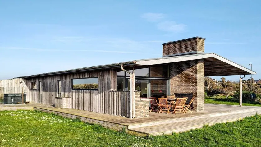 Nice house with terrace, hot tub & sauna | Next to the beach | Dogs allowed - Image 1