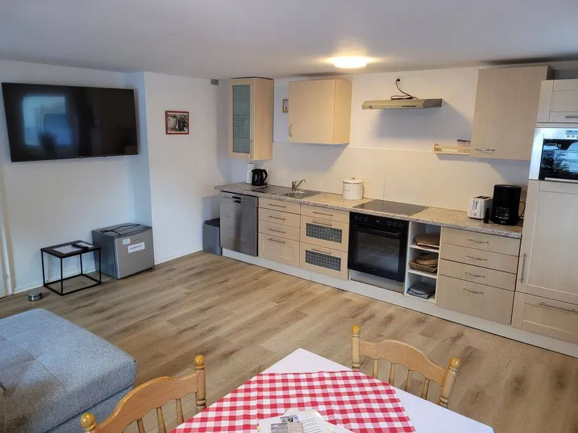 Flat with garden | Mountain view - Image 1