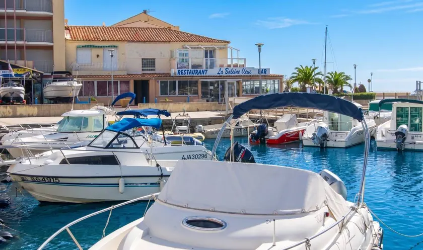 Appartamento totalmente attrezzato con terrazza | Vista sul mare | Accanto alla spiaggia - Image 1