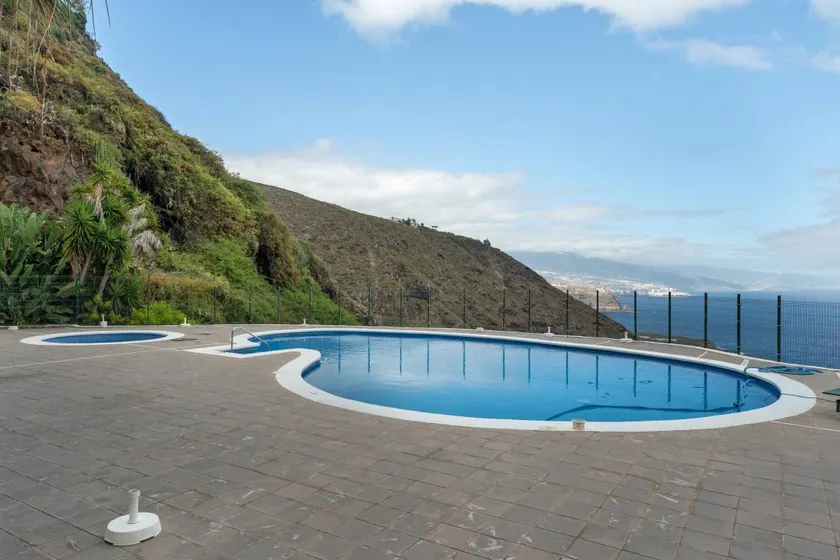 Fully equipped beautiful studio with terrace & pool | Mountain view | Good for workation - Image 1