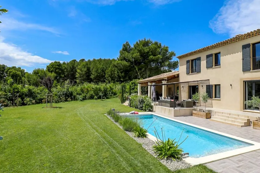 Villa avec piscine privée et barbecue - Image 1