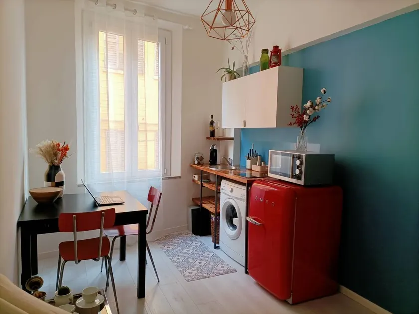 Private flat in Pomposa, in the heart of the city - Image 1