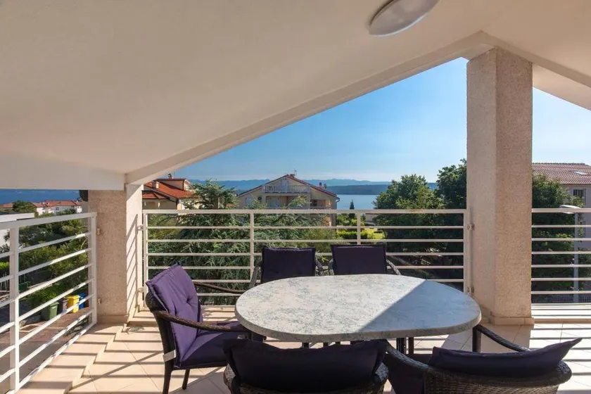 Apartment | Sea view | Next to the beach - Image 1