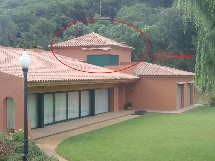 Charming flat with terrace & garden | Sea view - Image 1