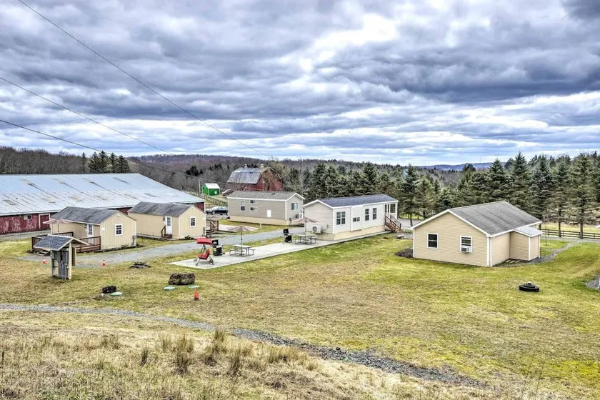 Great Vacation Complex for the Best Pennsylvania Glamping - Image 1