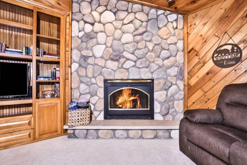 Breezy Bay Bungalow - Image 1