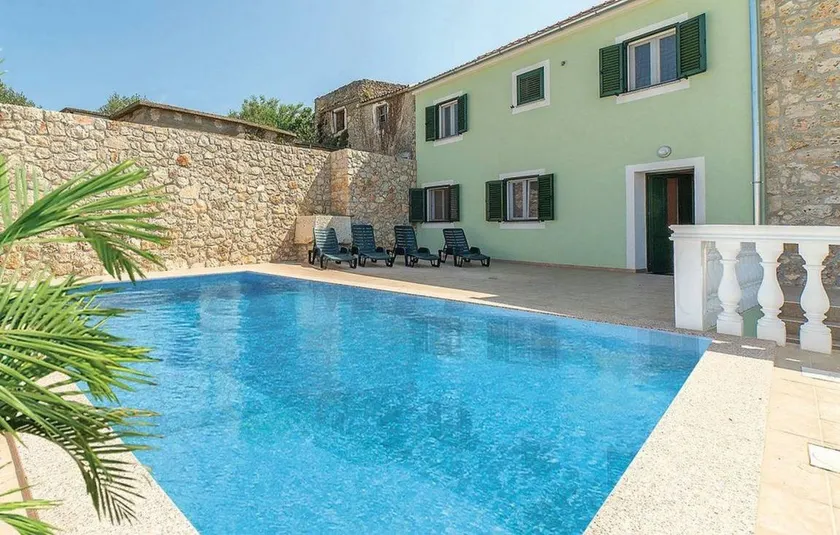 Nice holiday apartment with pool & BBQ | Sea view - Image 1