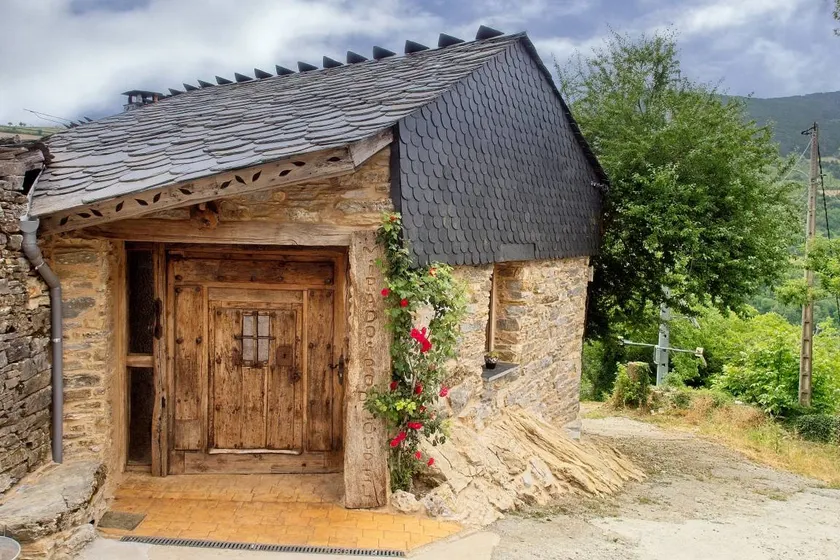 Magnífica casa ideal para familias con jardín y barbacoa | Vistas al jardín | Admite perro - Image 1