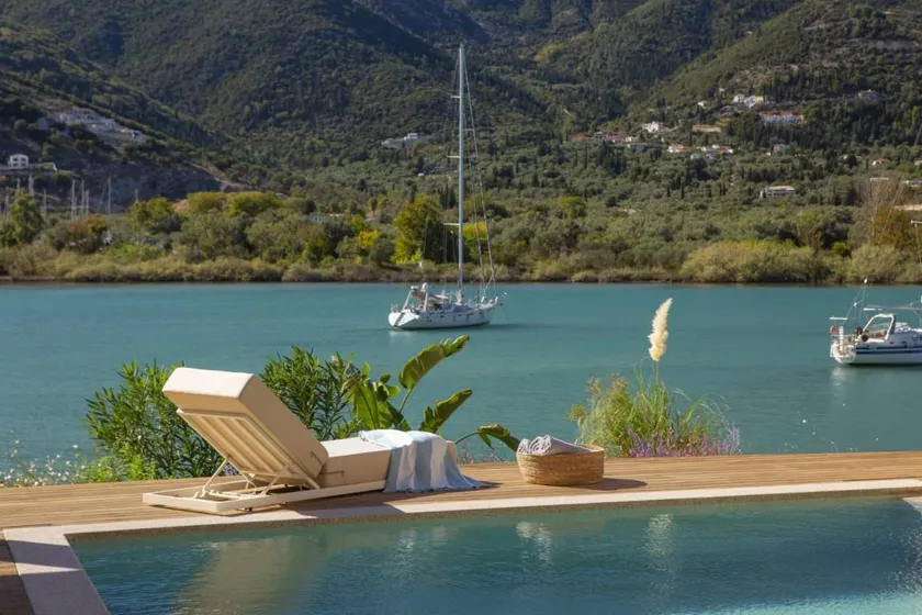 Spacieuse villa adaptée aux familles avec barbecue, piscine privée et jardin | Vue montagne | Avec animaux bienvenus - Image 1