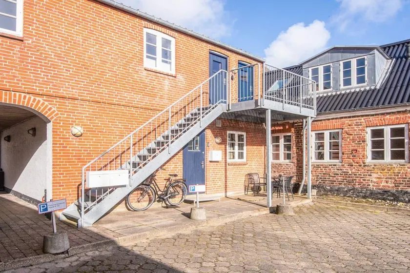 Fully equipped holiday home - Image 1