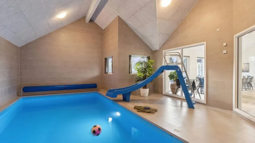 Familienfreundliches Ferienhaus mit Garten und privatem Pool | Haustiere sind willkommen - Image 1