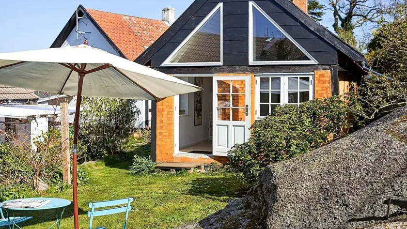 Maison avec terrasse - Image 1