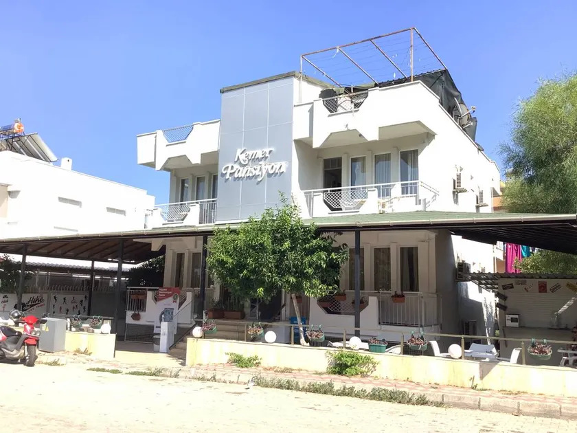 Kemer Hostel - Image 1