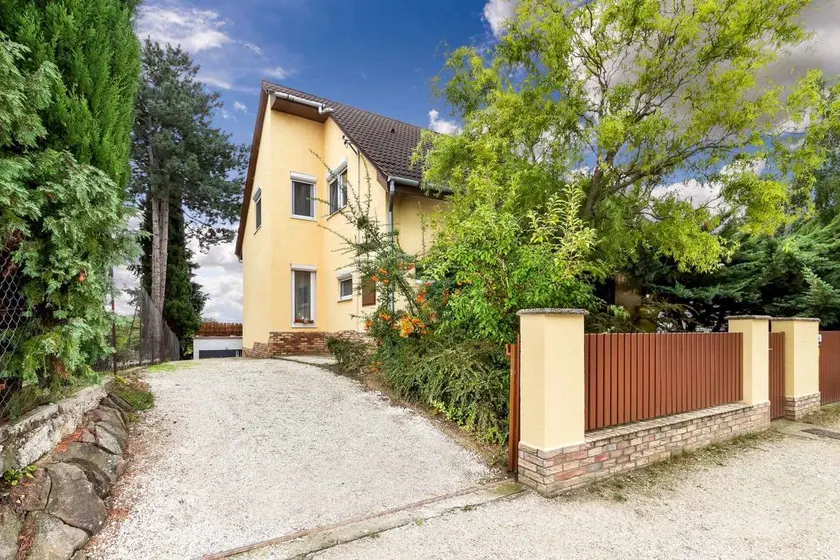Ferienhaus mit Terrasse, Garten und Grill - Image 1