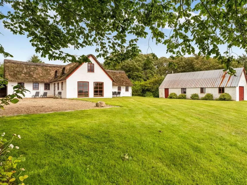 Child-friendly big holiday home with terrace & BBQ | Pets allowed - Image 1