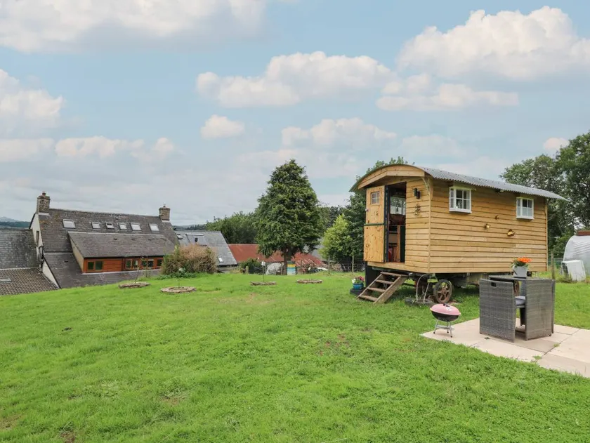 Landhaus mit Garten - Image 1