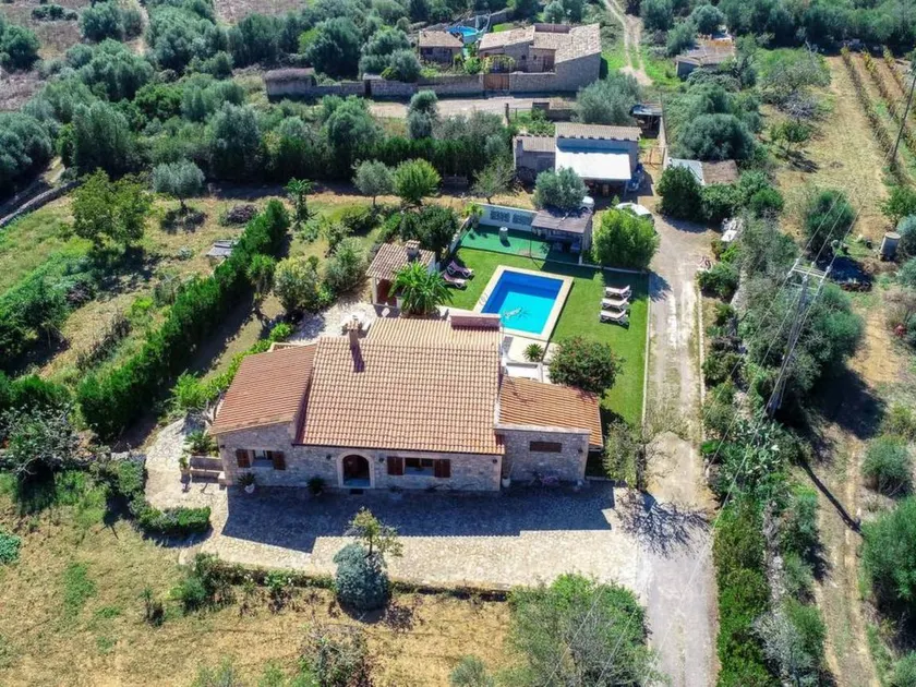 Großzügiges Ferienhaus mit Grill, Garten und privatem Pool | Bergblick - Image 1