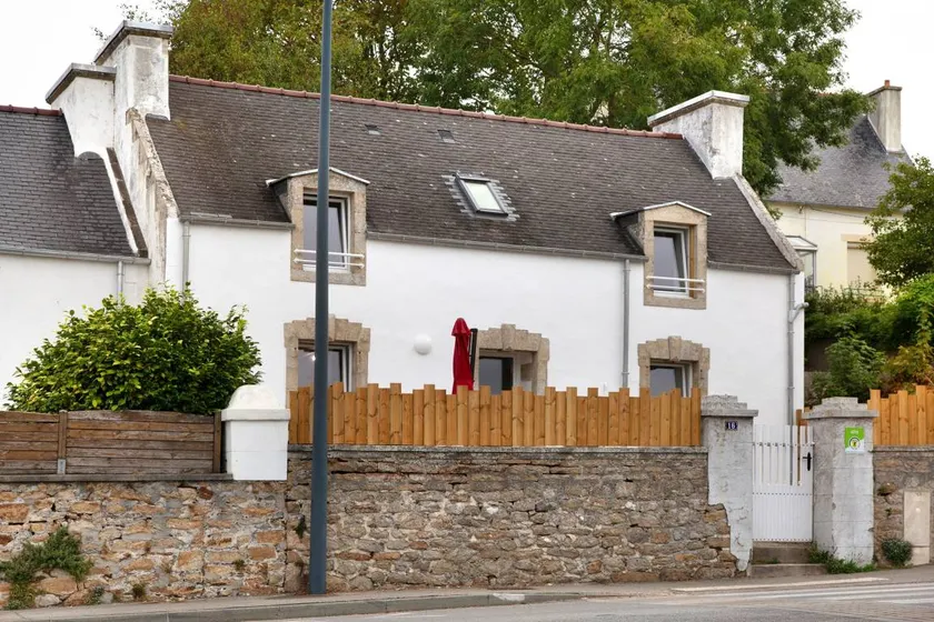 Family-friendly house with barbeque, garden & terrace | Garden view | Suitable for remote work | Dogs allowed - Image 1