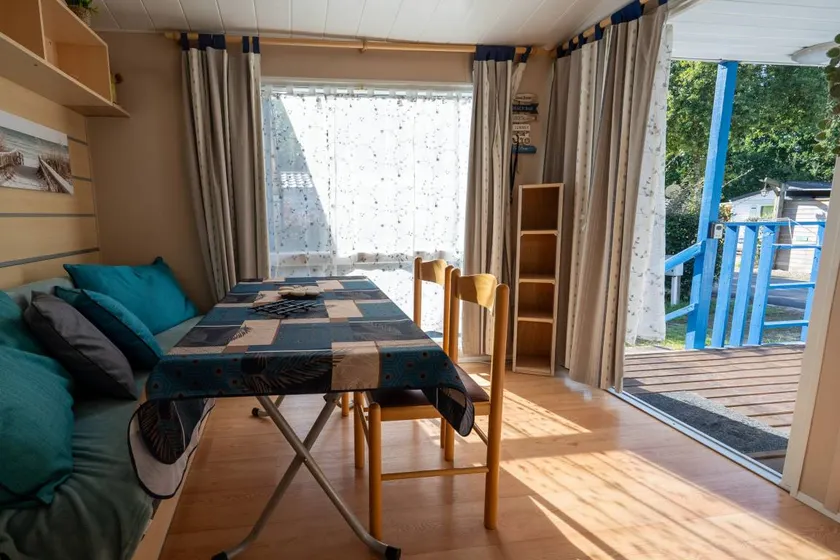 Mobile home with garden & terrace | Garden view | Pet-friendly - Image 1