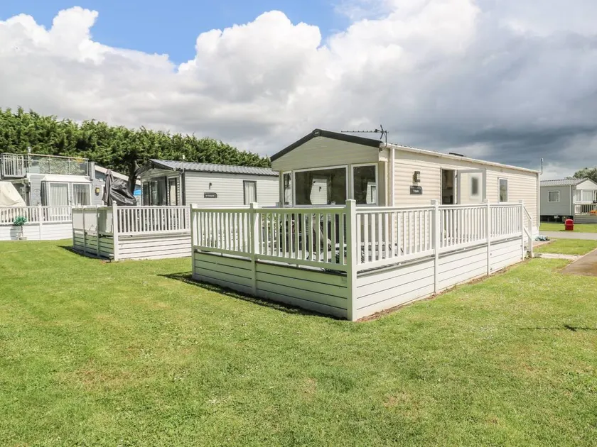 Family-friendly lovely cottage with garden | Dogs allowed - Image 1